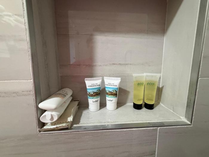relax hotel and spa