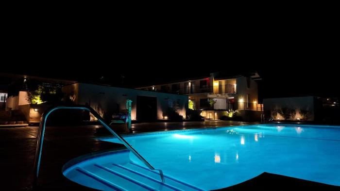 relax hotel and spa