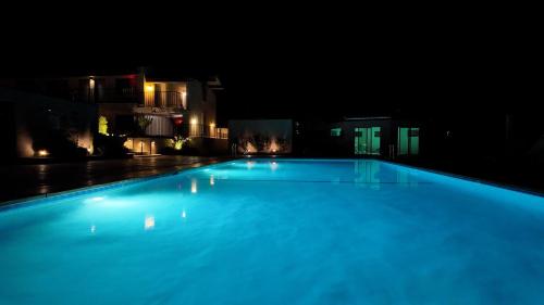 relax hotel and spa