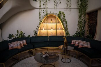 casa elixir boutique