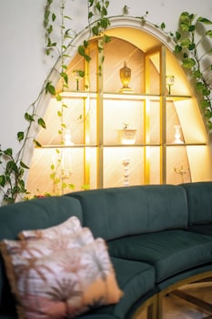 casa elixir boutique