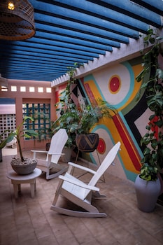 casa elixir boutique