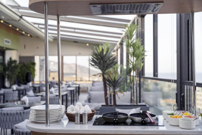 april hotel