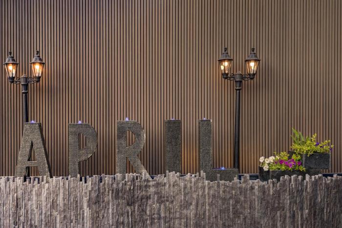 april hotel