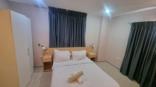 the gallery luxury suites cpg