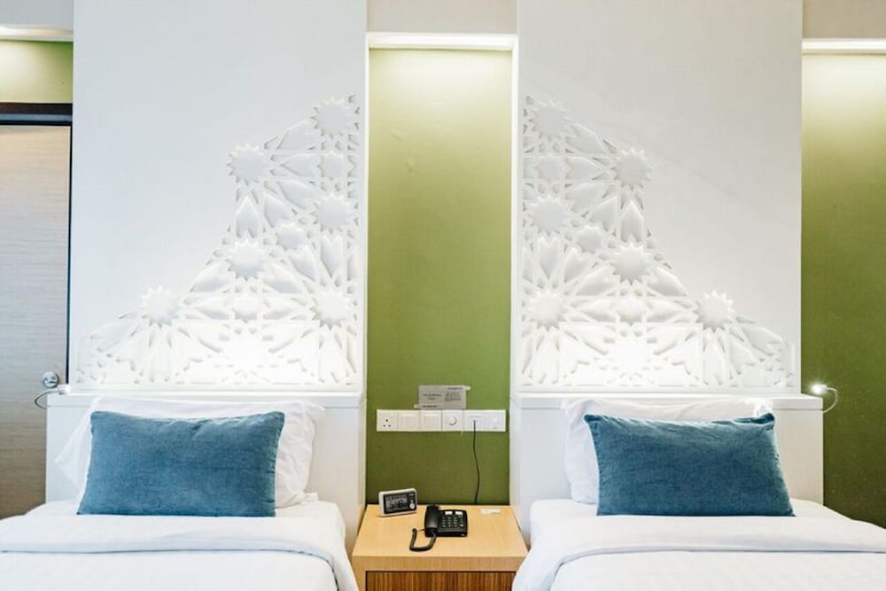 raia hotel kota kinabalu