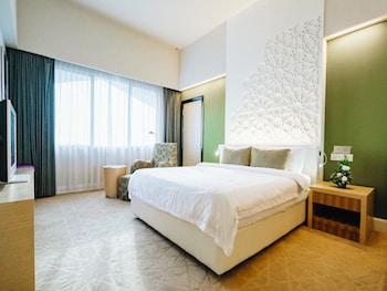 raia hotel kota kinabalu