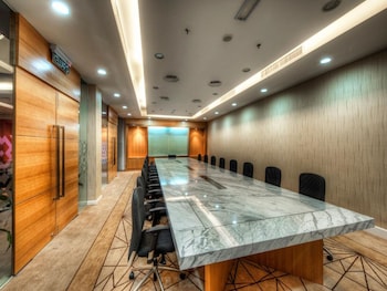 raia hotel kota kinabalu