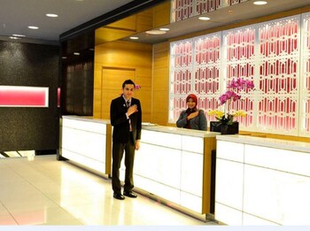 raia hotel kota kinabalu