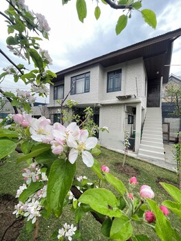 summershade homestay