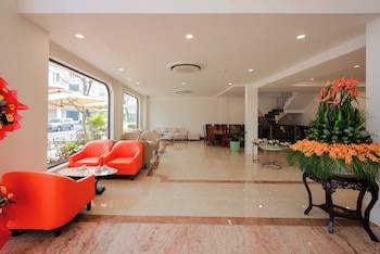 Cannes Hotel,,3 star