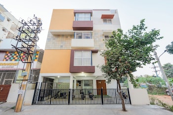 hotel royal manyaa