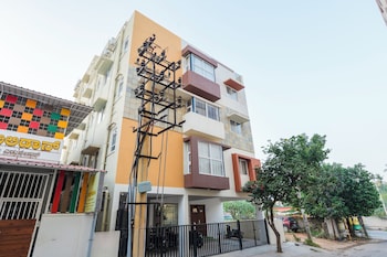 hotel royal manyaa