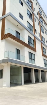 sterling suites