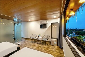 Dory Hotel,,3 star