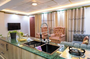 Villaroma Furnished Penthouse Suites,,3 star