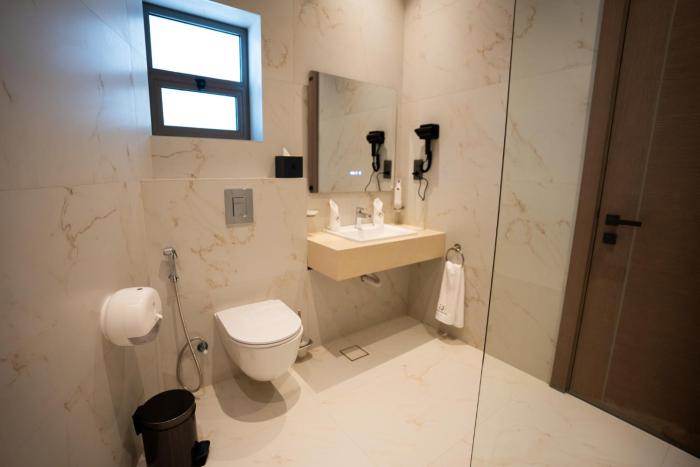 golden suites hotel