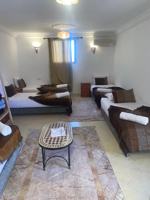 riad la joie
