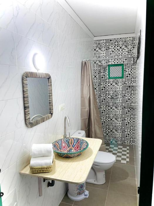 riad la joie