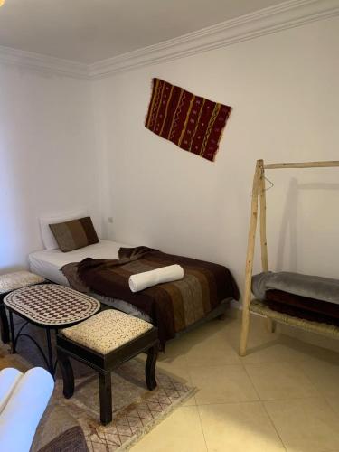 riad la joie