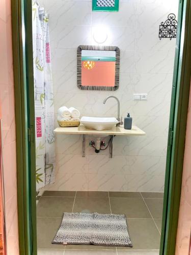 riad la joie