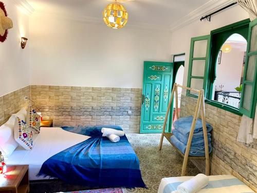 riad la joie