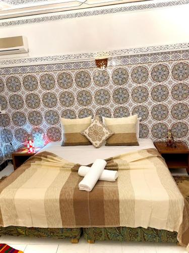 riad la joie