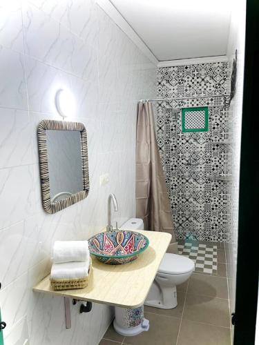 riad la joie