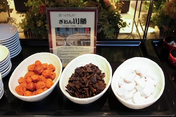 natural hot springs higoromo no yu dormy inn yokkaichi