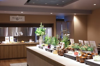 natural hot springs higoromo no yu dormy inn yokkaichi