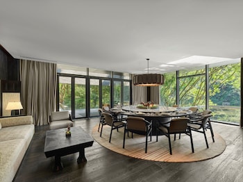 banyan tree mount emei