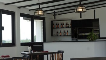 queen thanbula hotel bagan