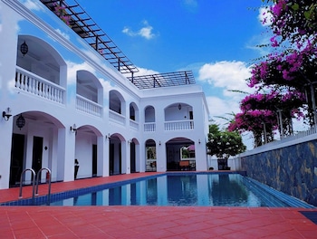 queen thanbula hotel bagan