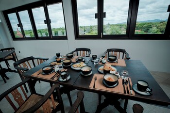 queen thanbula hotel bagan