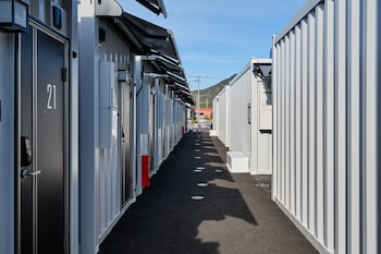 hotel r9 the yard tamba
