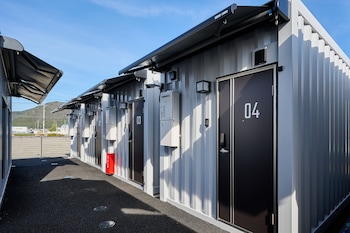hotel r9 the yard tamba