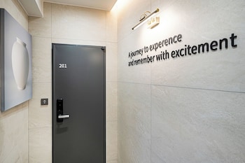 247 hostel seoul