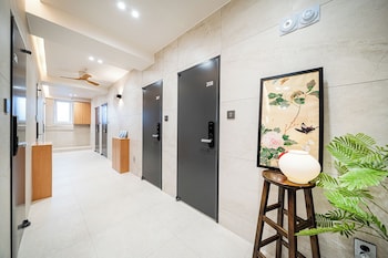 247 hostel seoul