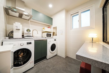 247 hostel seoul