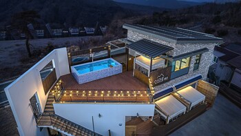 Gyeongju Sanmaru Pension,,3 star