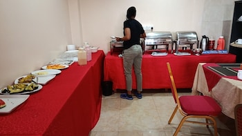 Becca Hotel Meru,,3 star