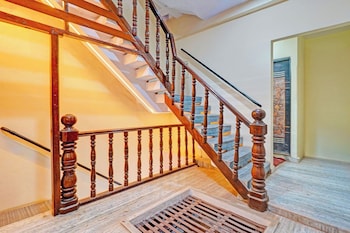 via shree gopal inn