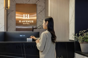 h avenue hotel