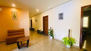 C Suites 1174 Horwich,,2 star