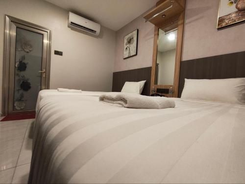 hotel mawar inn