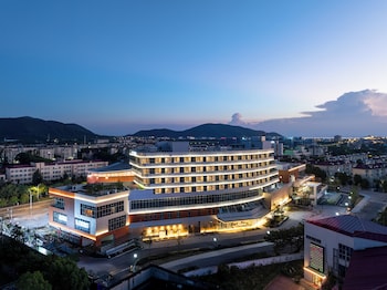 atour hotel
