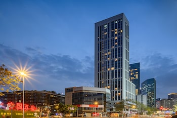 Youyue High-Rise Apartment - Chunxi Road,,4 star