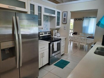 Villa At Richmond Estate,,5 star