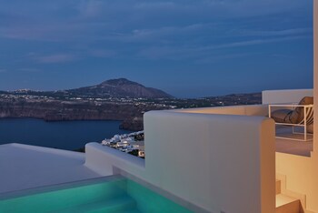Apanemo Private Suites,,0 star