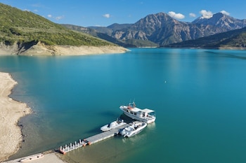 Lake Kremasta Hotel,,0 star